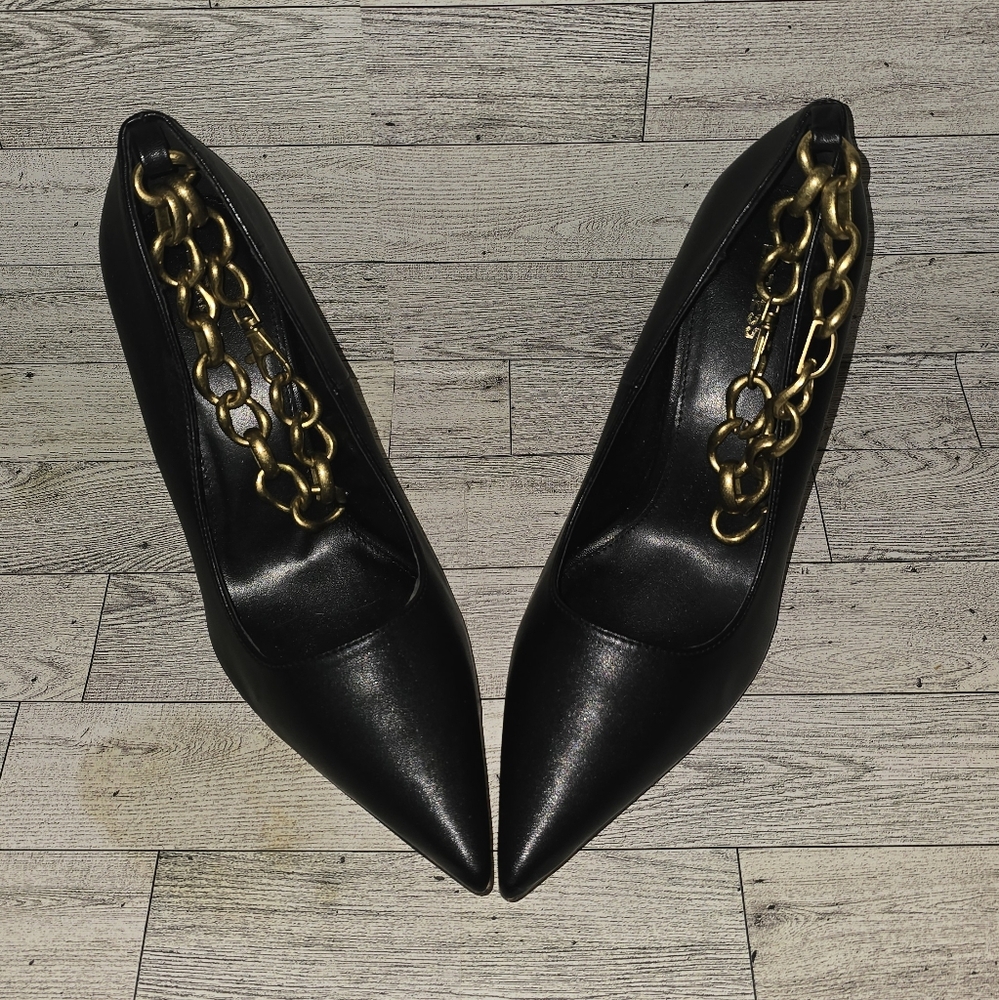 Express Black and Gold Pointed Toe Heels